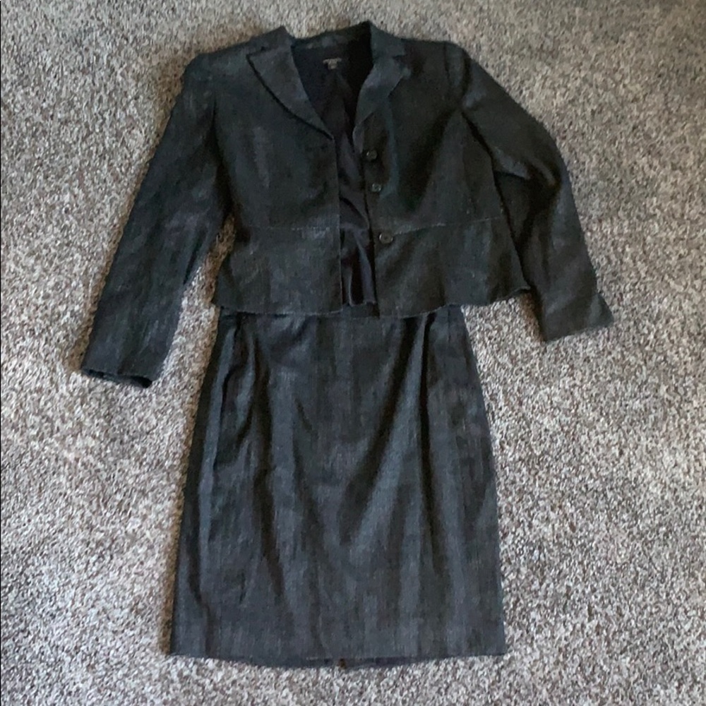 Ann Taylor Petite Suit, including skirt and blazer